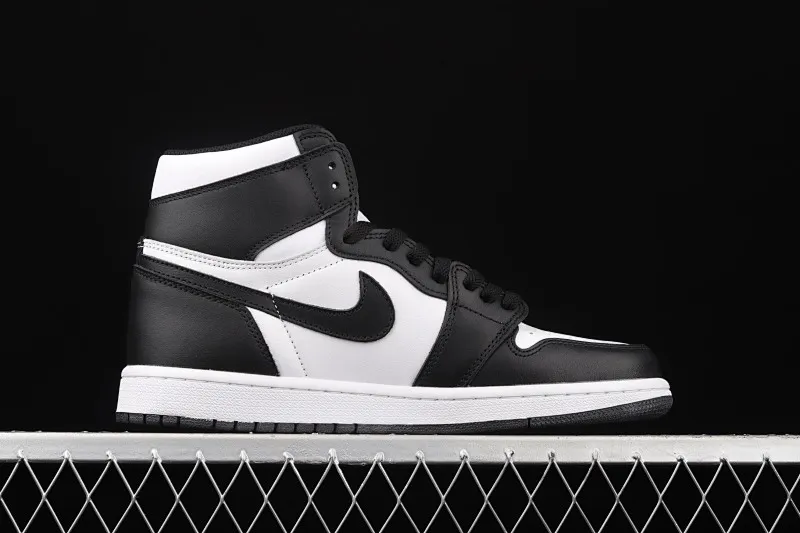 All categories Air Jordan Jordan series basketball shoes Air Jordan 1 High Air Jordan 1 High AJ1 Joe 1 high top white and black 555088-010